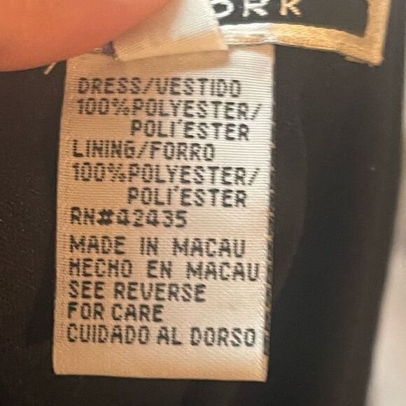 NWTs Sheri Martin Flattering Floral Ruffle Dress Size 16 - Picture 13 of 14